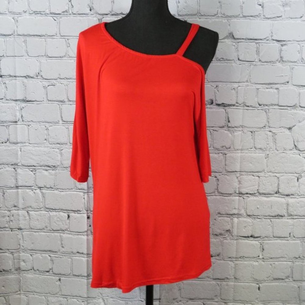 NWOT-Women's Off-Shoulder Asymmetrical Top